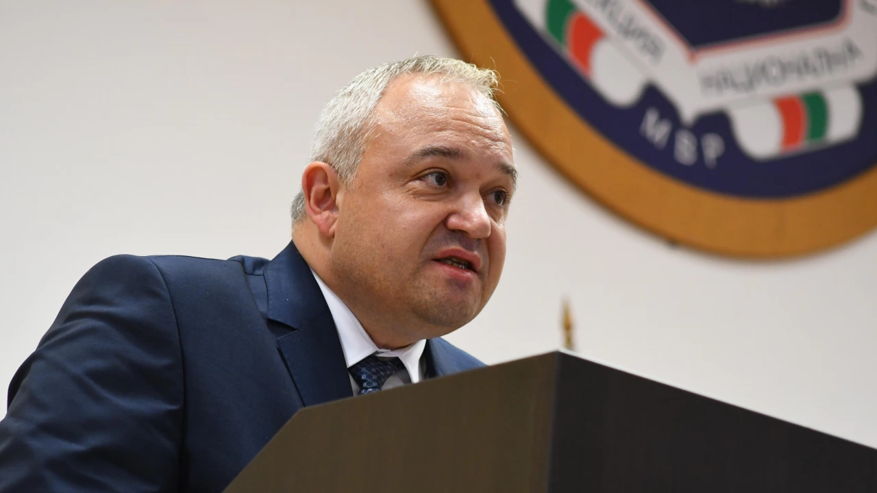 Министърът на вътрешните работи Иван ДемерджиевИван Демерджиев е адвокат с над
