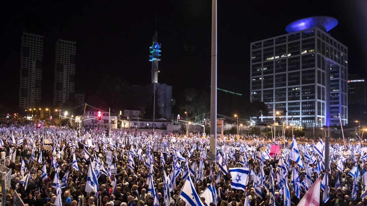 Израелците днес излязоха на протести които продължават вече 11 та седмица