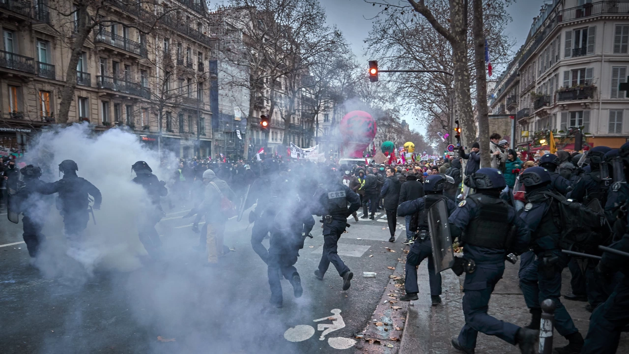 Противниците на пенсионната реформа във Франция организираха пореден протест в