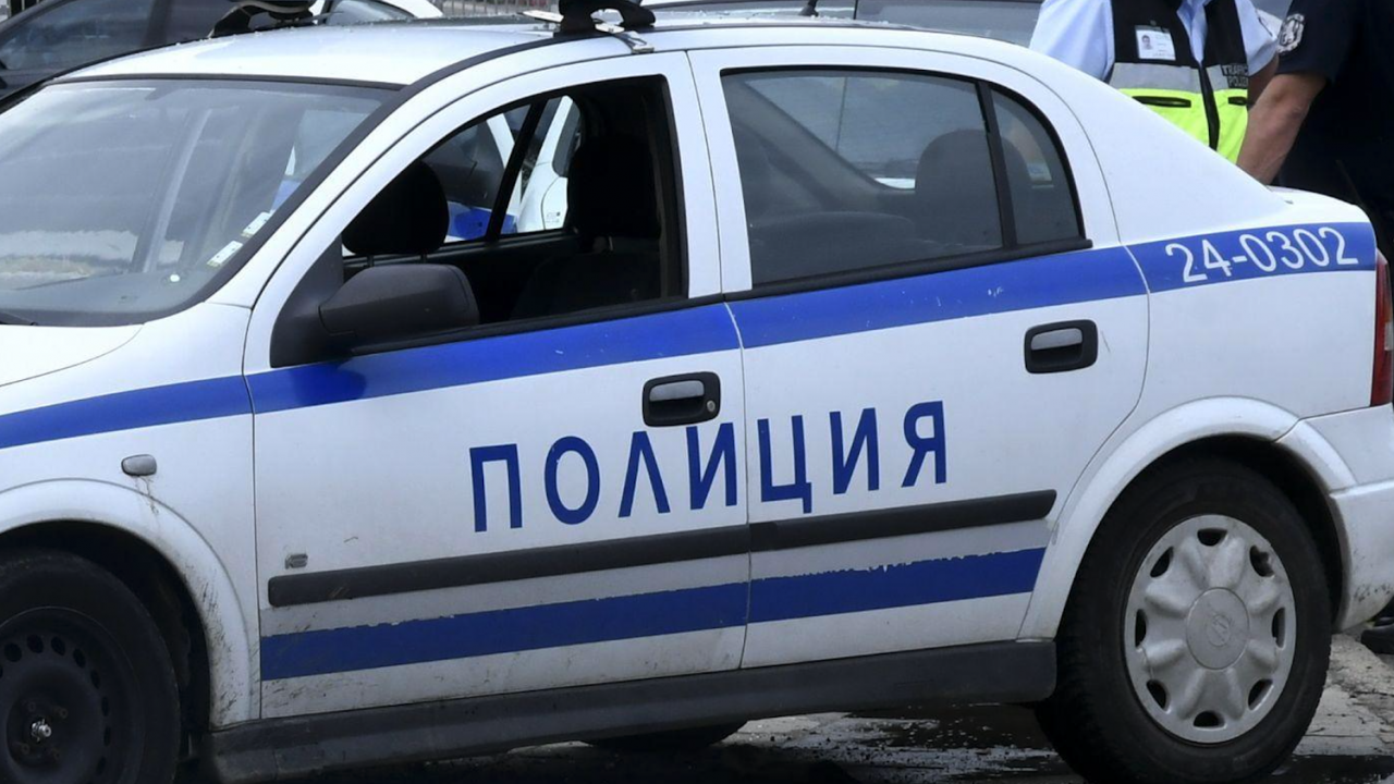 Арестуваха 20 души след полицейска операция в Хасково