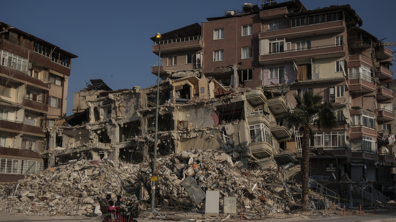 Нови силни земетресения в турските окръзи Кахраманмараш и Хатай
