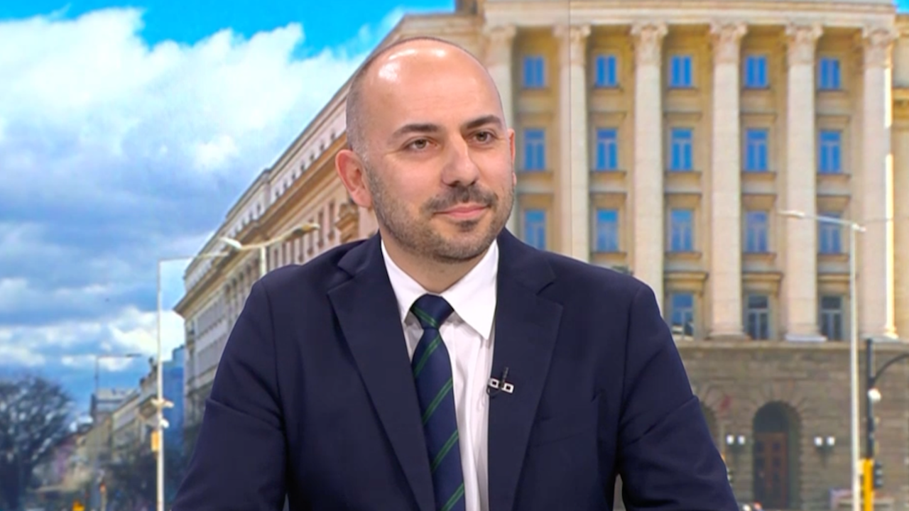 Кандидат-депутат от ПП-ДБ сподели как тълкува завръщането на шлифера на Борисов