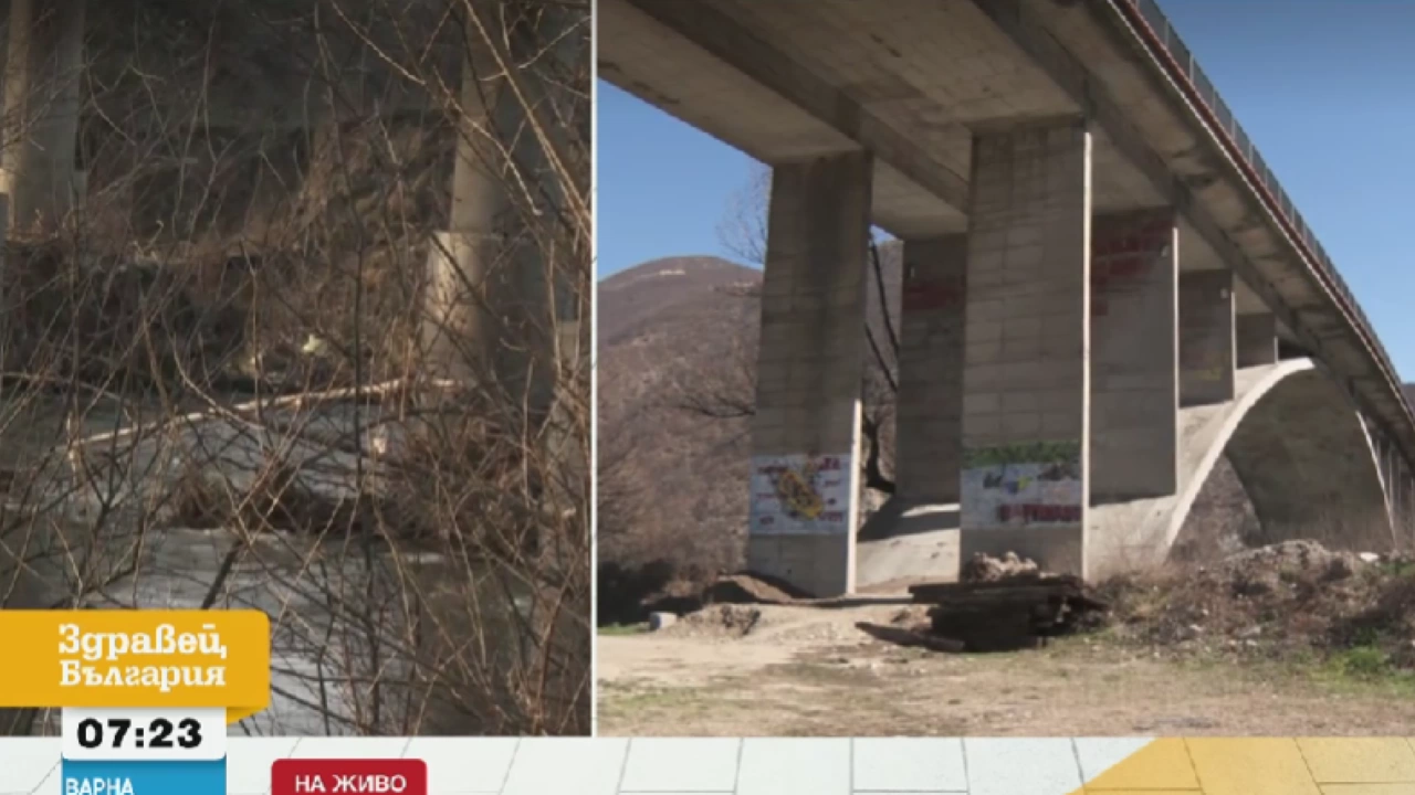 Пукнатини откъртен бетон и ръждясала арматура – за опасен мост