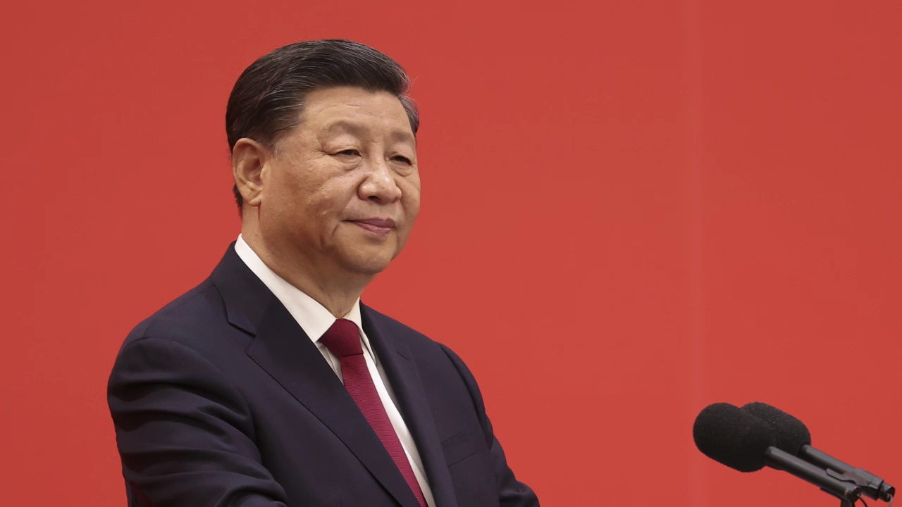 Украйна очаква китайският президент Си Цзинпин да използва влиянието си