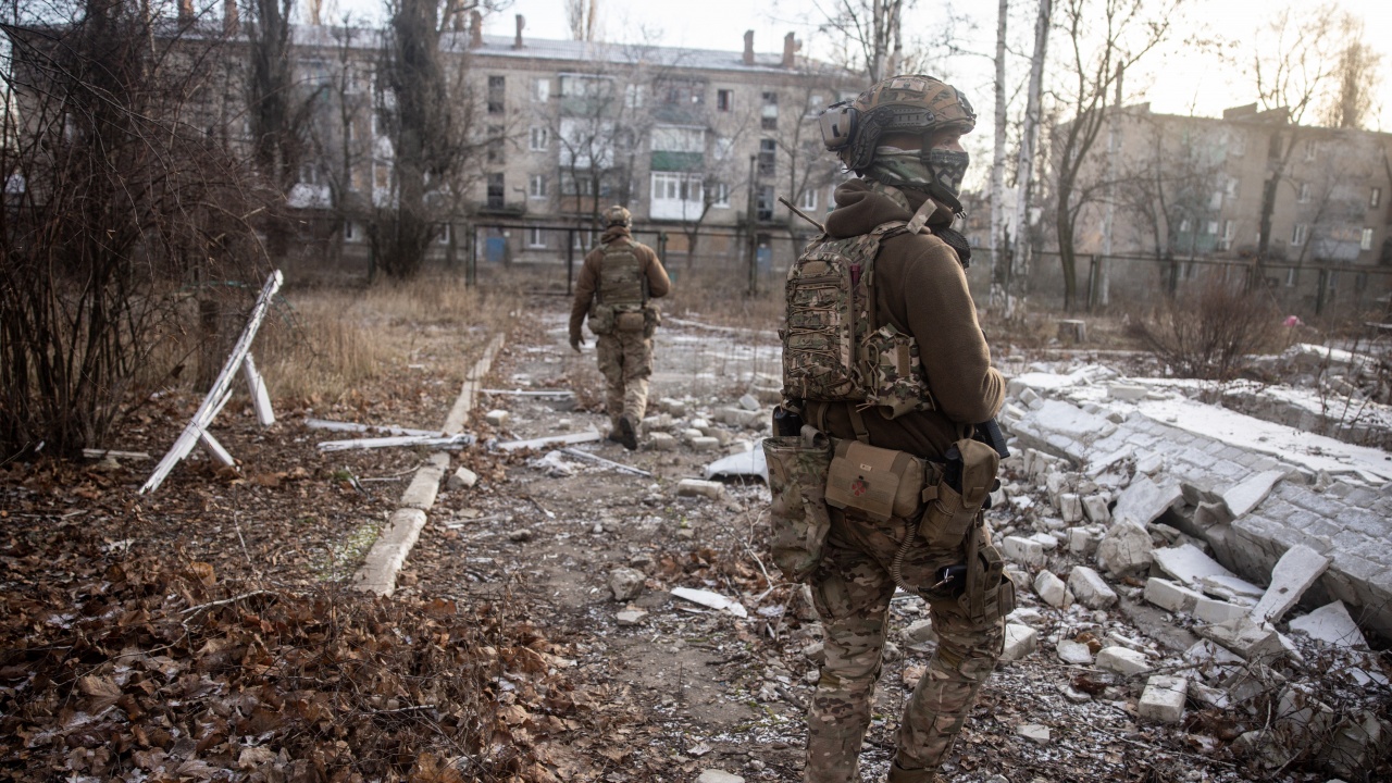 Украинските власти наредиха евакуация на всички общински служби в град Авдеевка