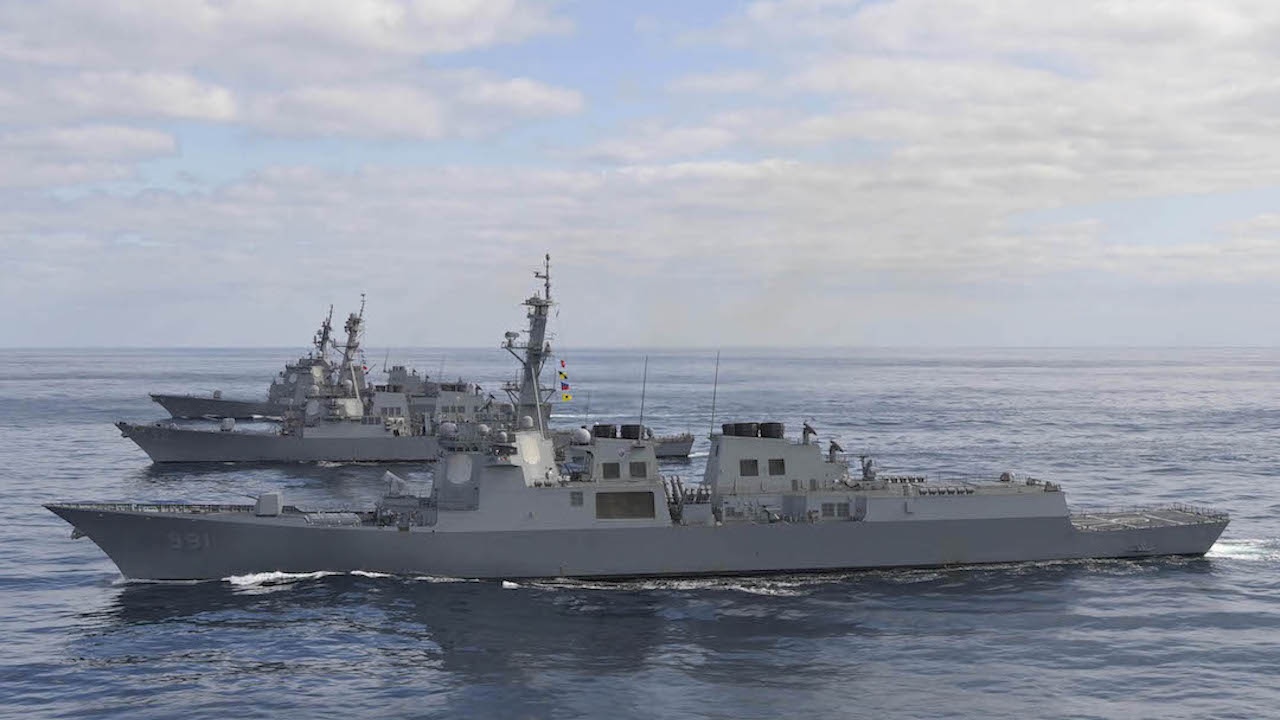 Гърция и Франция проведоха съвместни военни учения в Егейско море