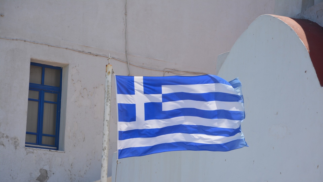 Минималната заплата в Гърция вече е 780 евро на месец