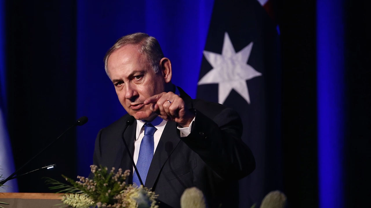 Израелският премиер Бенямин Нетаняху  обяви че отлага приемането на знаковата