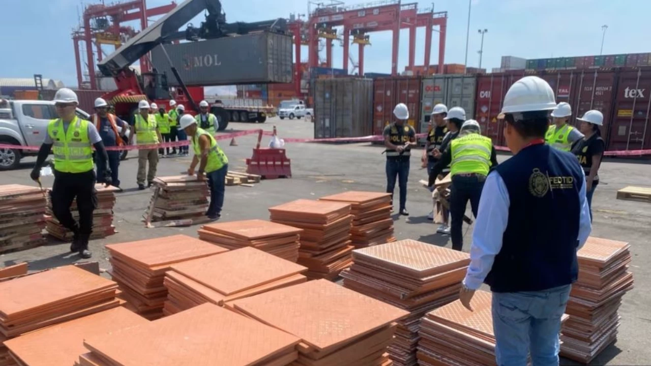 Перуанските власти конфискуваха 2 3 тона кокаин предназначен за Турция предаде