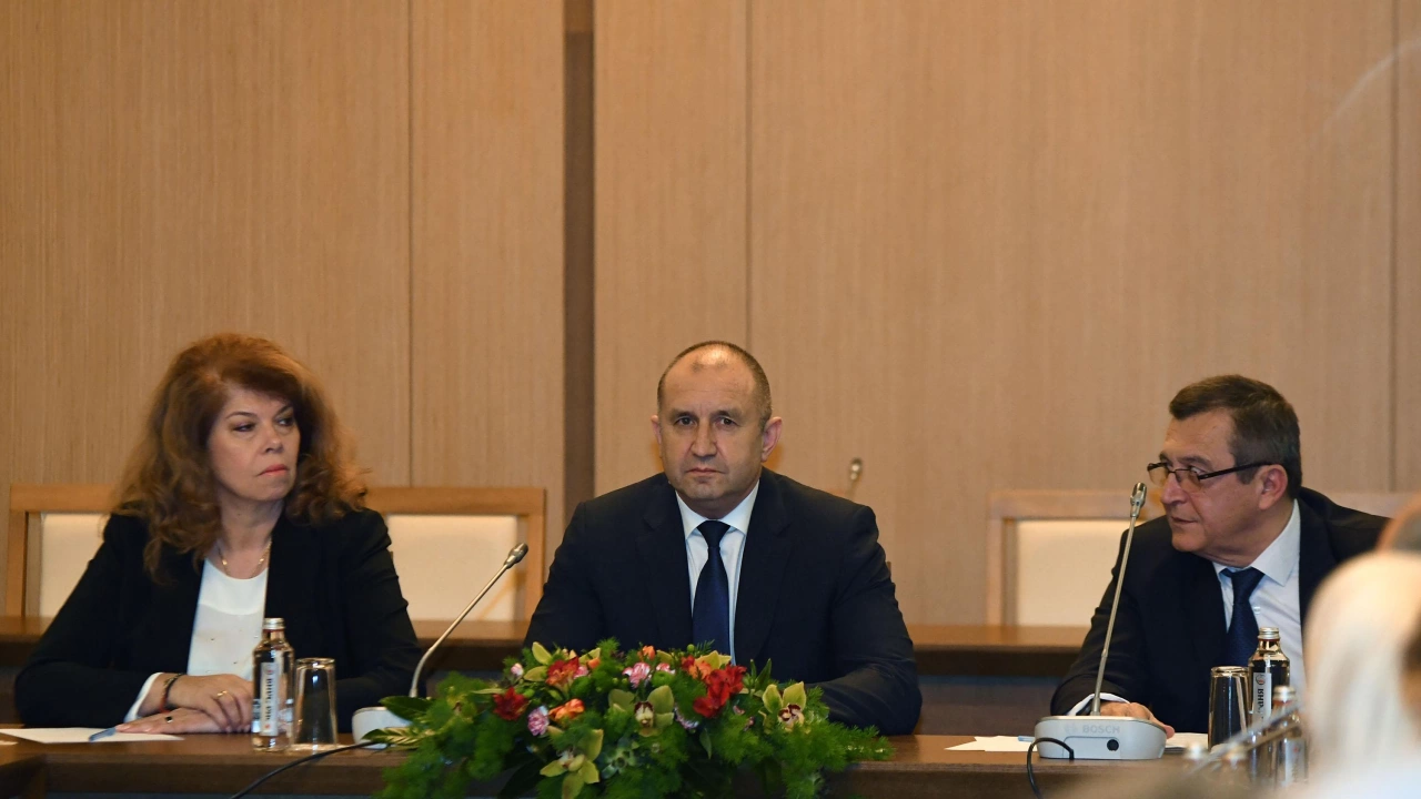 Президентът призова на конференция в резиденция Бояна за единно съдържание