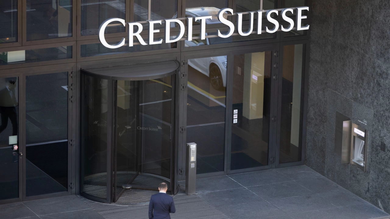 Швейцарската банка Креди сюис която изпадна в ликвидна криза и