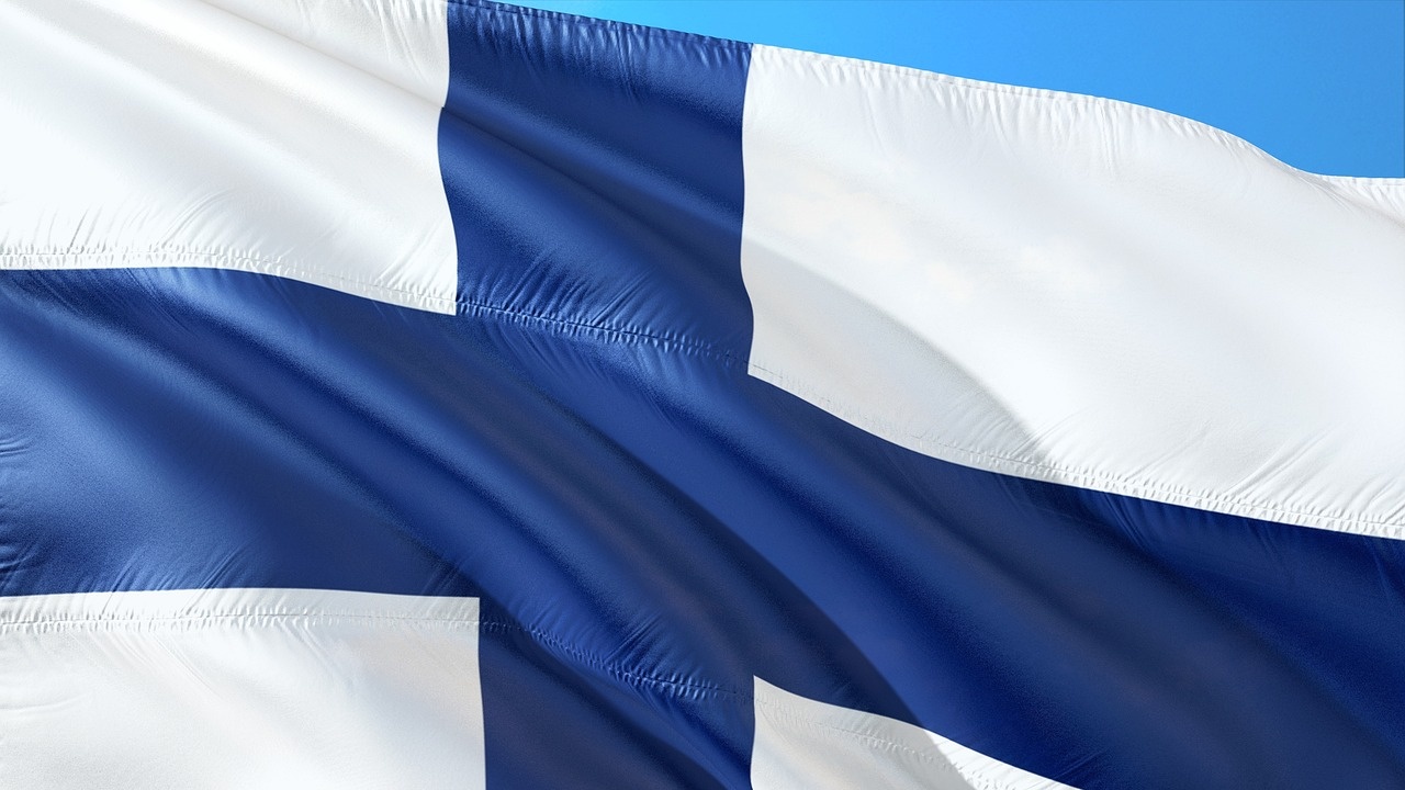 За пръв път! Издигат знамето на Финландия в НАТО от утре