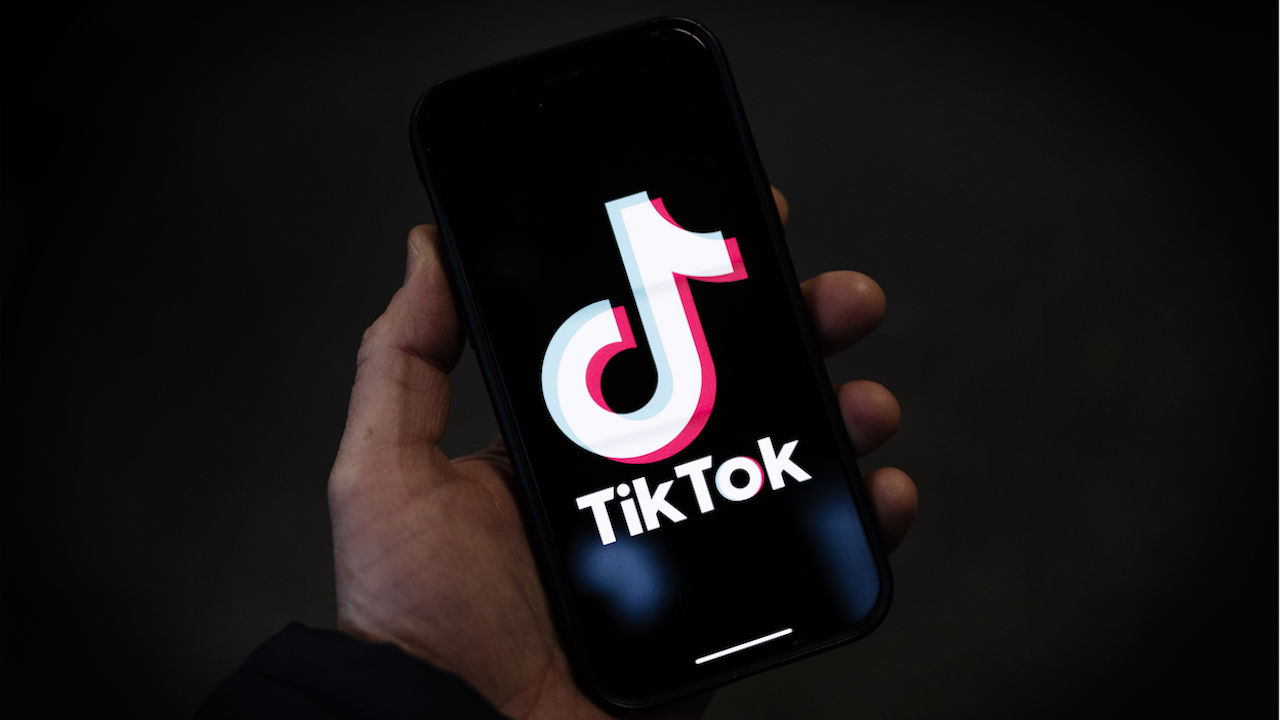 Австралия ще забрани ТикТок на всички правителствени мобилни устройства
