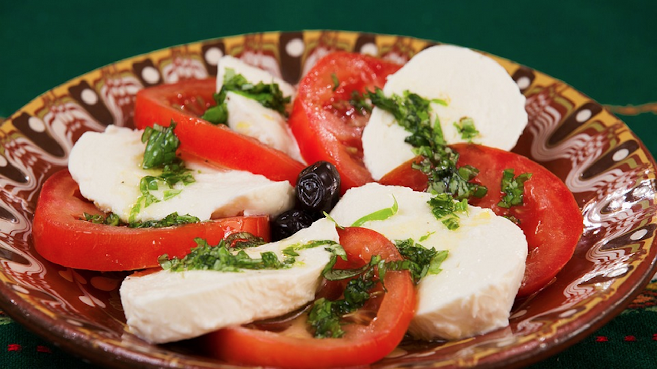 Средиземноморската диета удължава живота при хора с риск от сърдечни болести