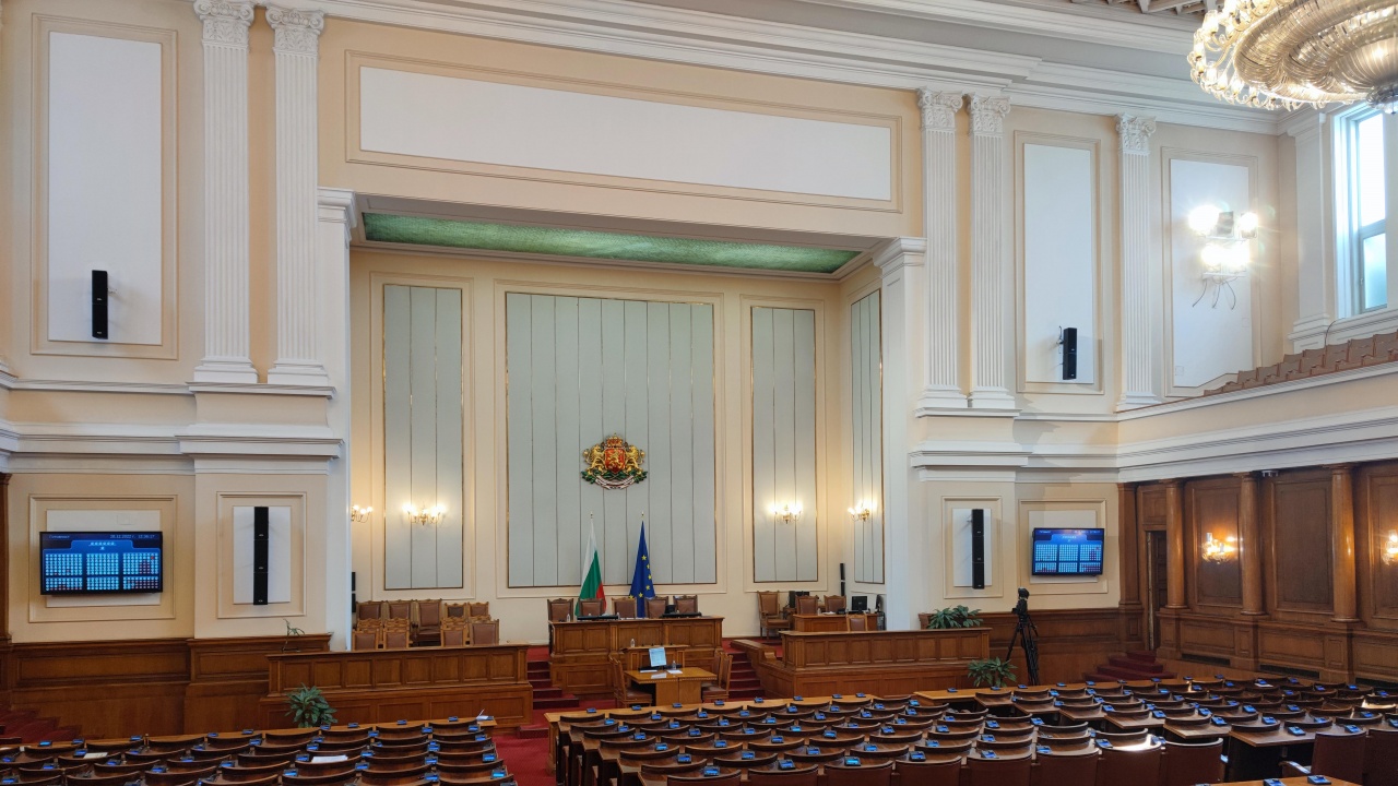 България е в очакване:  Днес трябва да разберем официално имената на всички 240 депутати