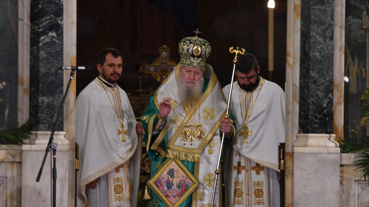 Патриарх Неофит с послание за Цветница