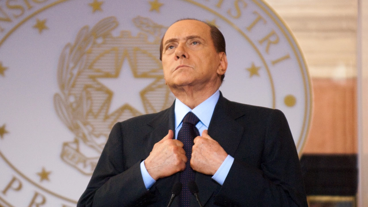 Бившият италиански премиер е болен от левкемия съобщи днес в