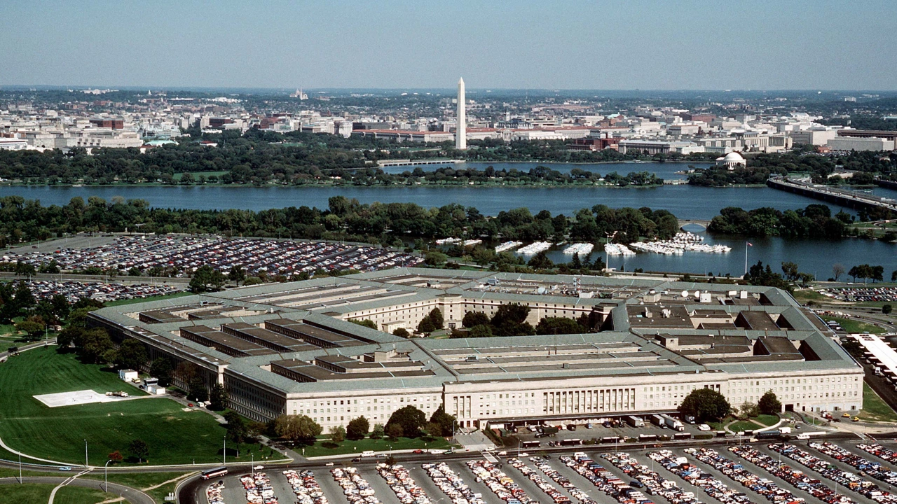 Изтеклите секретни документи от Пентагона показват колко дълбоко САЩ са проникнали в руските