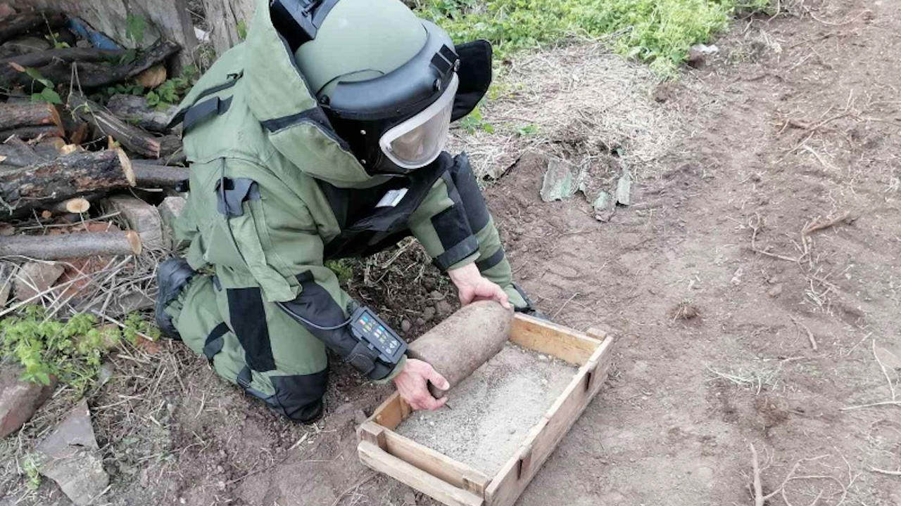 Военнослужещи от Сухопътните войски унищожиха невзривен боеприпас, открит в плевенското село Славовица