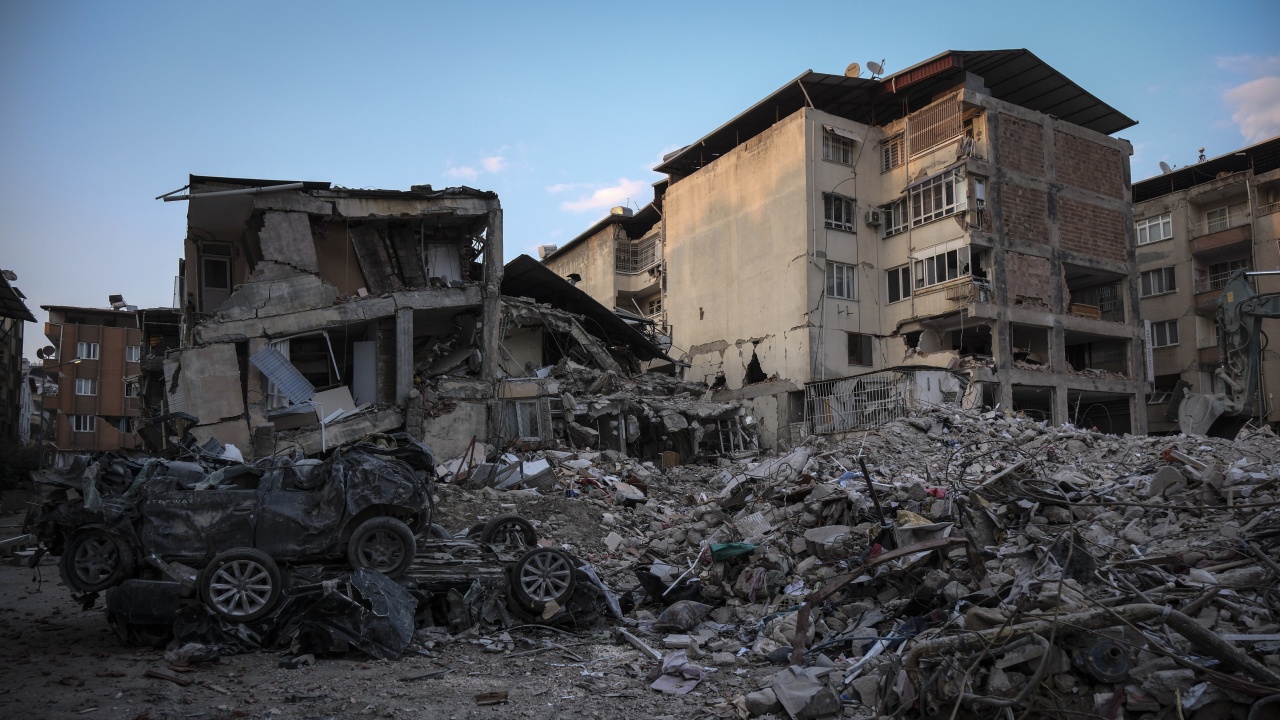 Жертвите на земетресенията в Югоизточна Турция са 50 500