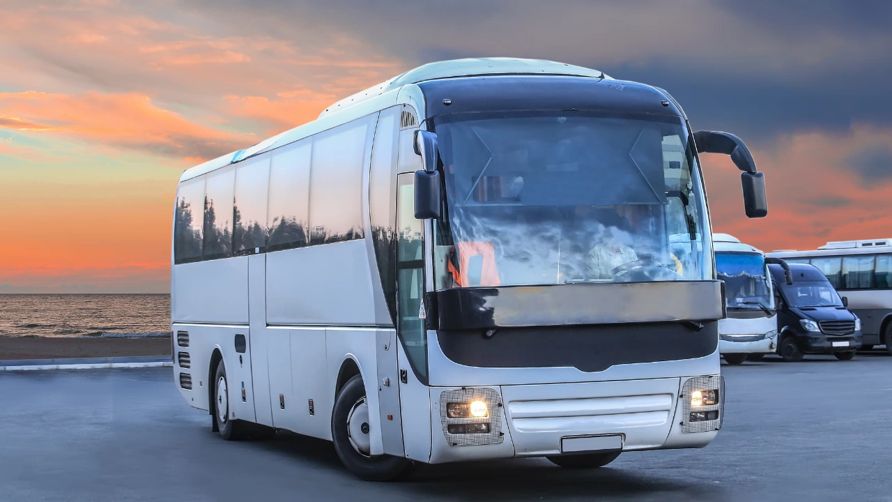 Градските автобуси в Бургас които ще извършват извънредни курсове в