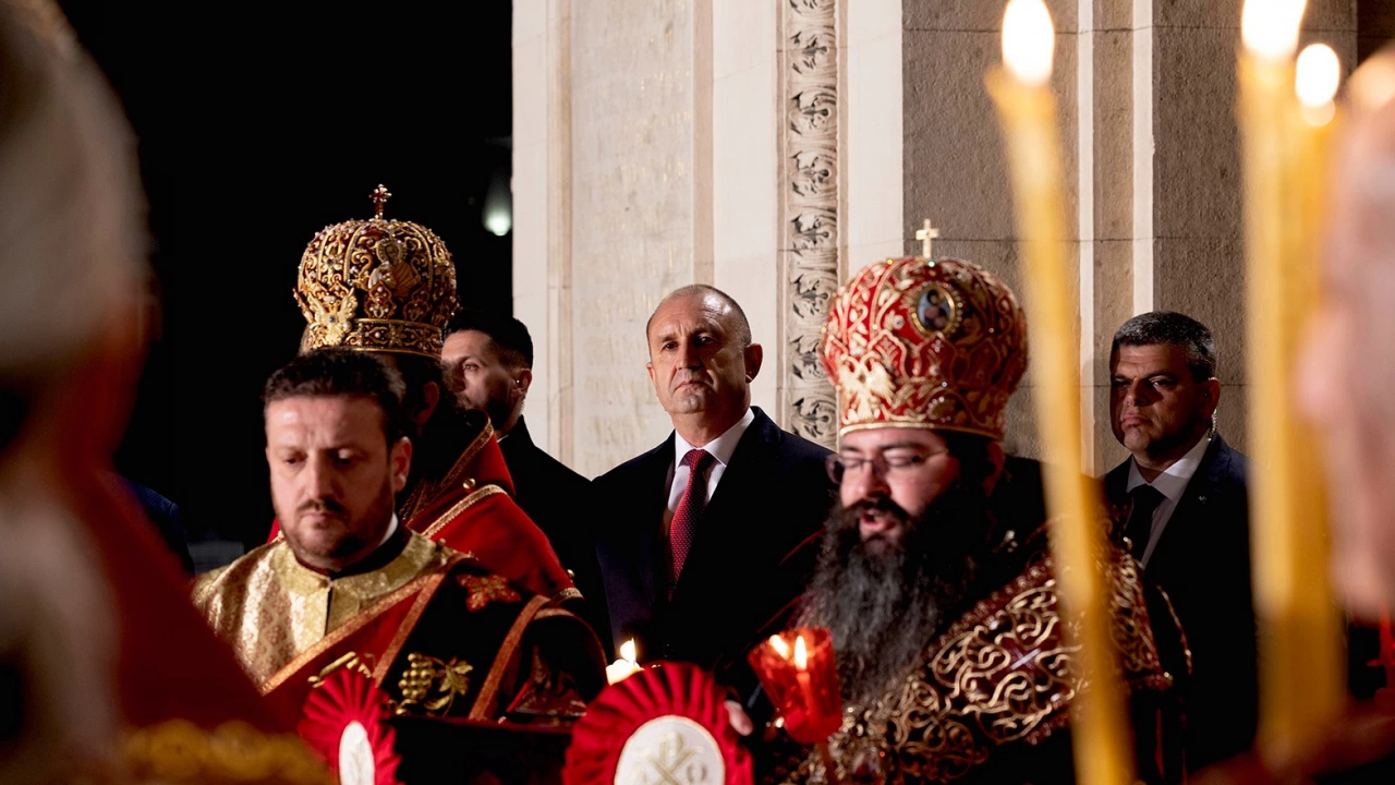 Президентът поздрави българите с Възкресение Христово В профила си във