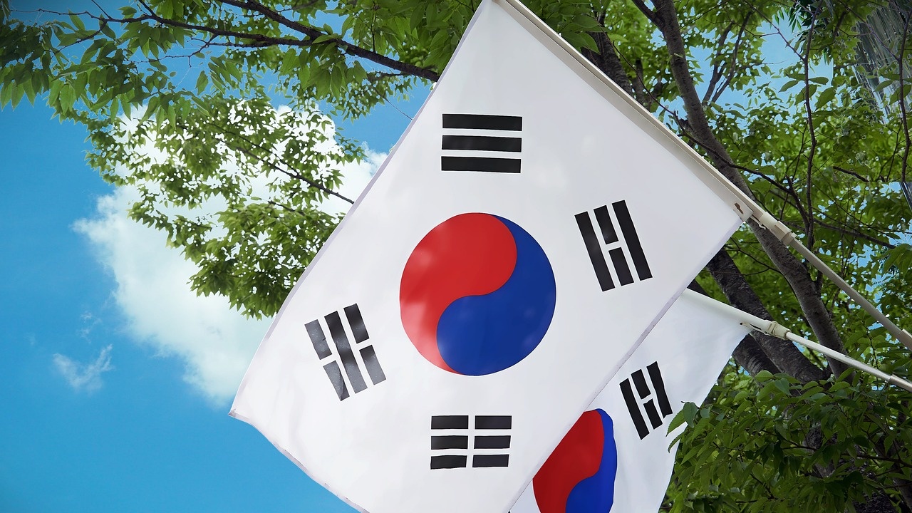 Постоянният представител на Южна Корея в ООН Хуан Джун-кук призова