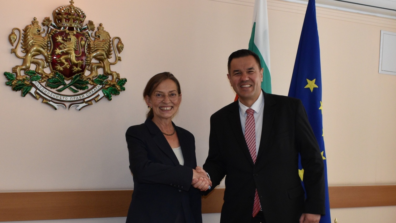 Министър Стоянов се надява Германия да подкрепи българската позиция за вноса на зърно от Украйна на предстоящите обсъждания в ЕС