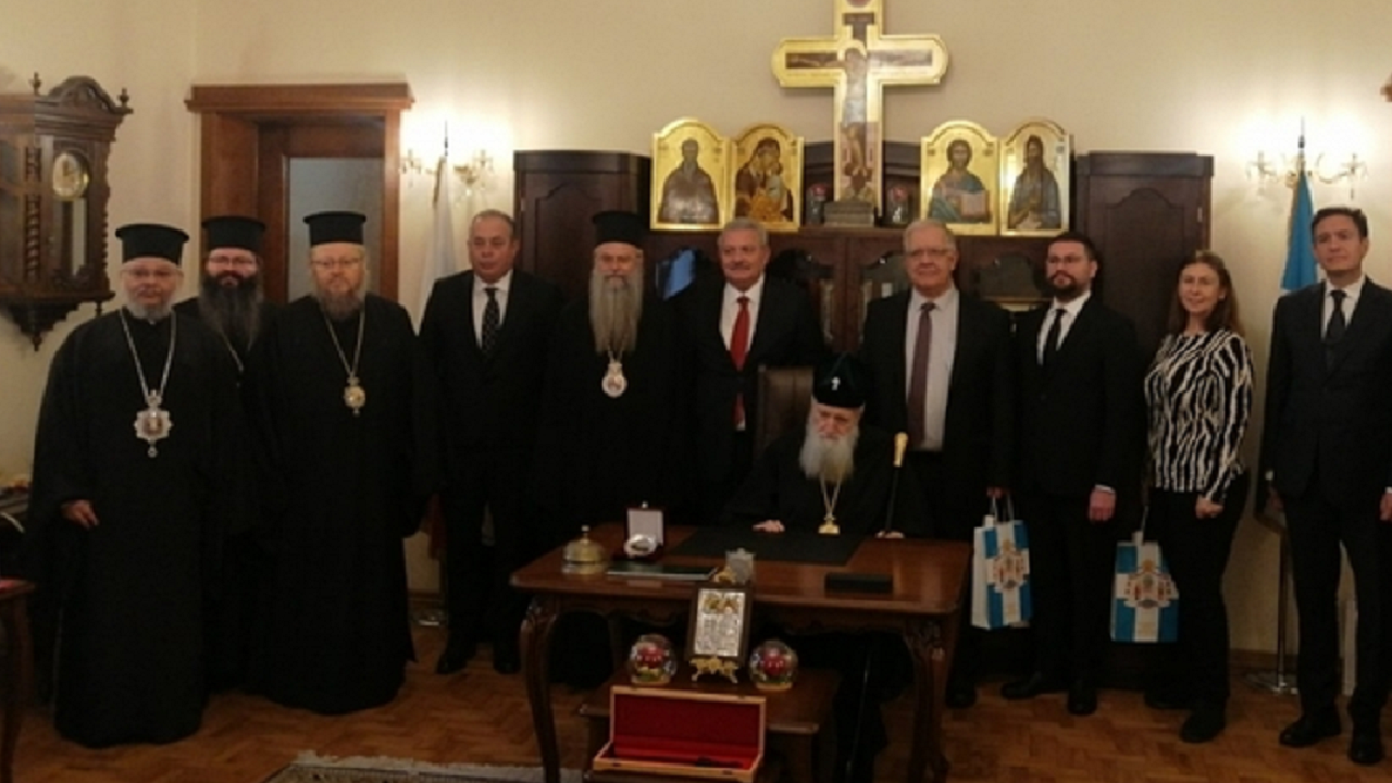 Патриарх Неофит се срещна с представители на българските църкви в Турция