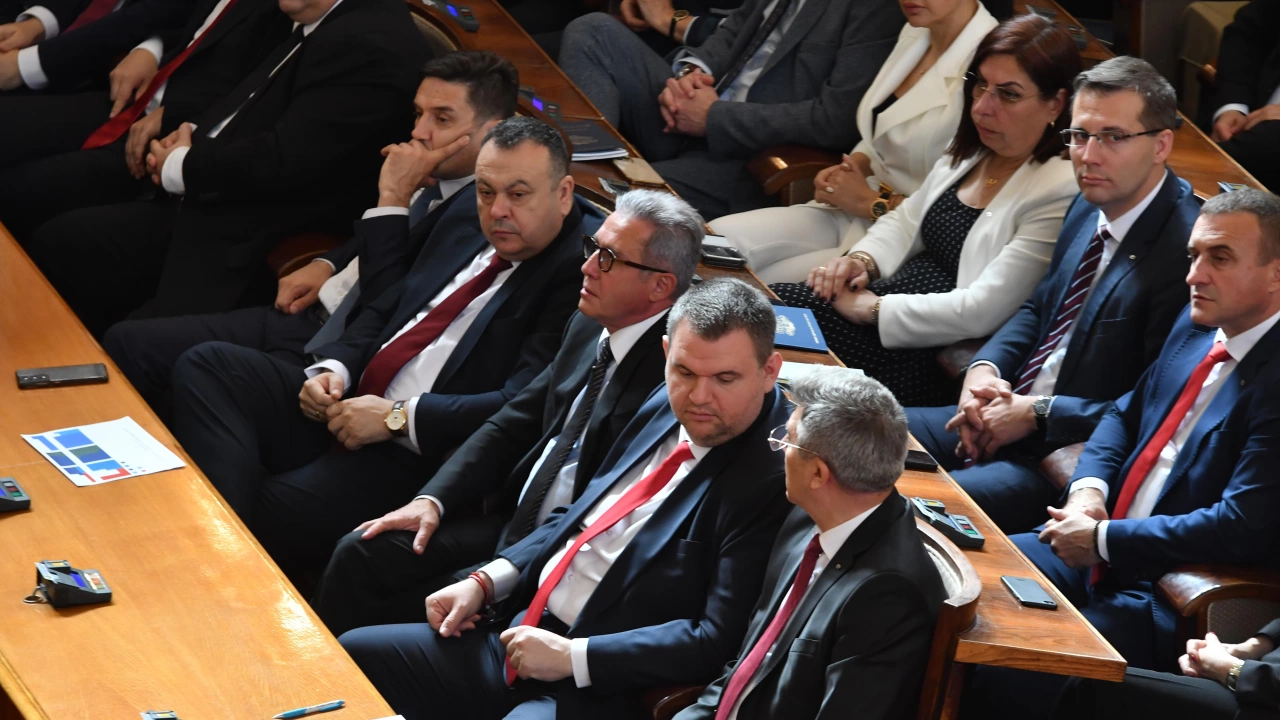 След почивката за Великден продължава първото заседание на парламента Очаква