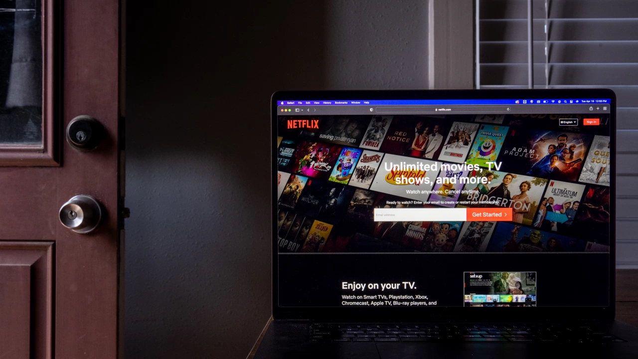 Компанията Netflix Нетфликс ще направи промени в бюджетната тарифа на