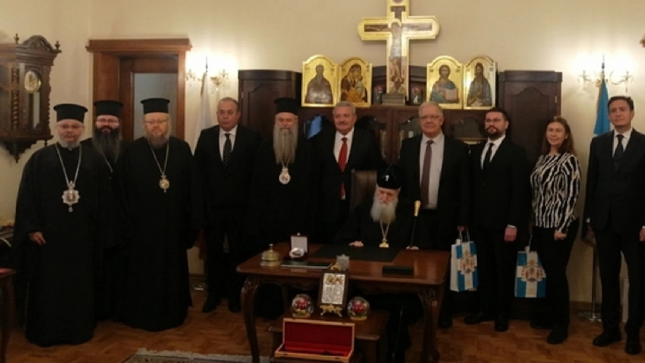 Българският се срещна с представители на фондацията на българските църкви