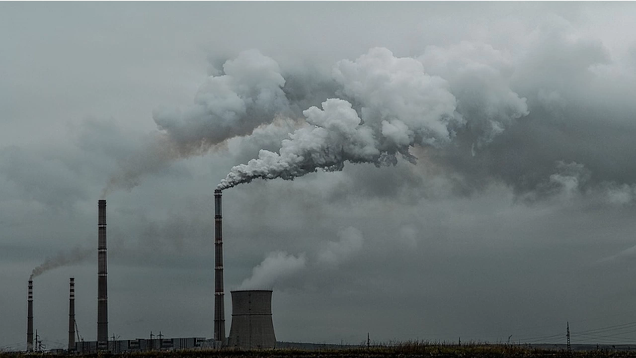 ЕС иска да намали емисиите си на въглероден диоксид с