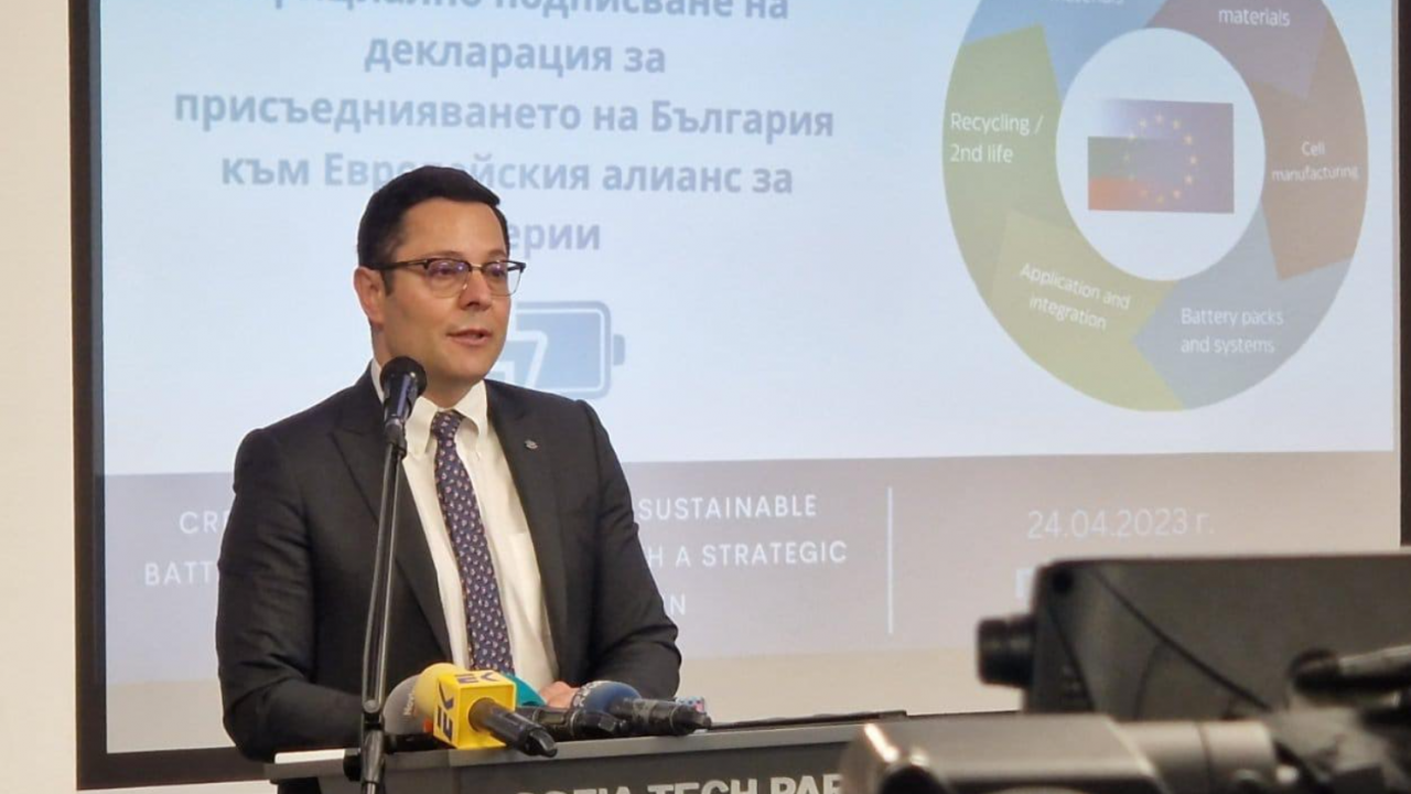 Министър Пулев: Основен приоритет на кабинета е привличането на чуждестранни инвестиции