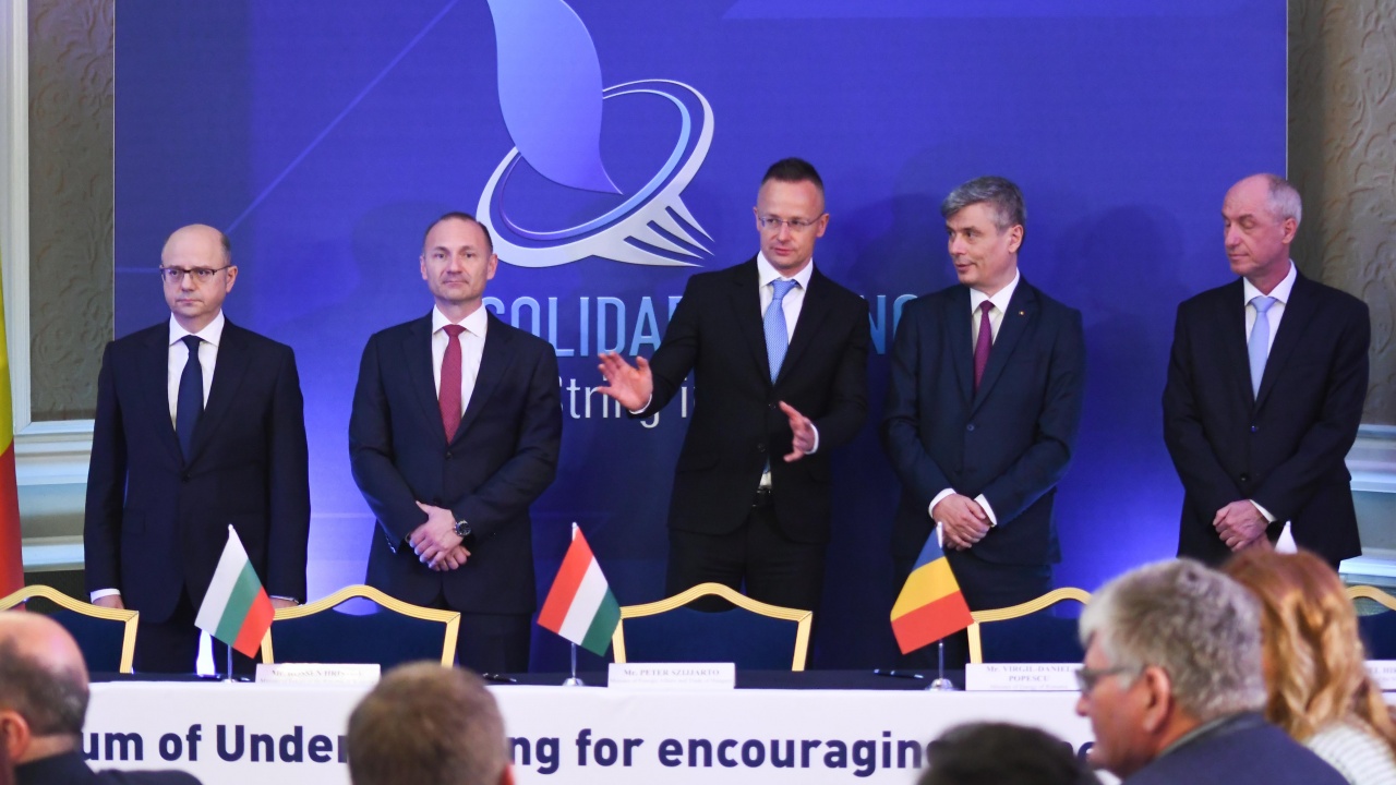 България и още четири държави подписаха меморандум за сигурни доставки на газ за ЕС и региона