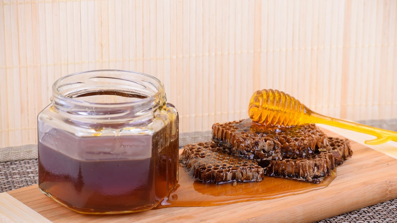 Фалшив мед залива европейския пазар. Некачествена продукция е стигнала и