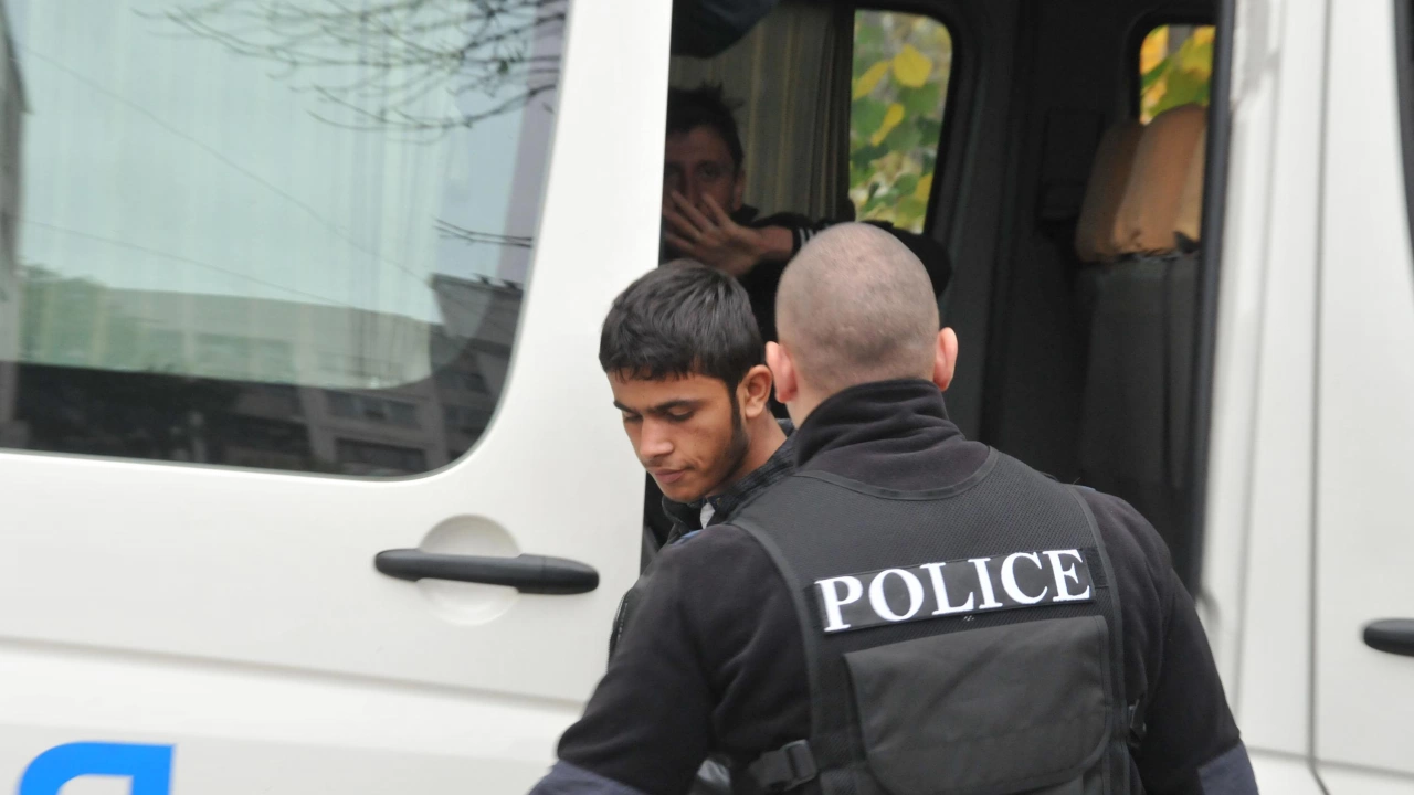 Румънските власти заловиха 30 нелегални афганистанци край Силистра и ни