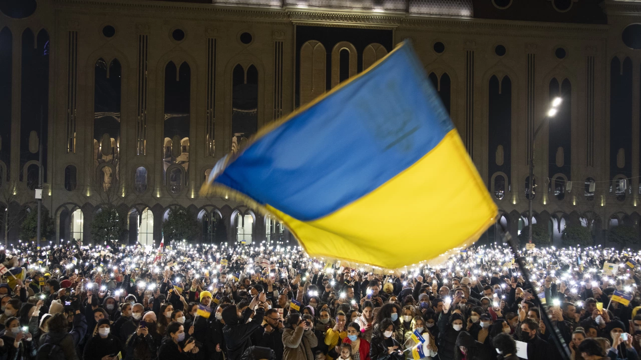 Украйна призова за нови и по строги санкции насочени към енергийния