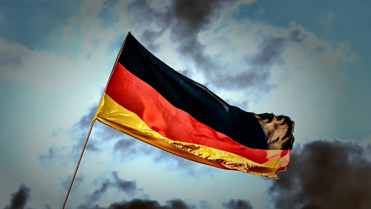 Германия приключи евакуацията на граждани от Судан предаде Ройтерс като