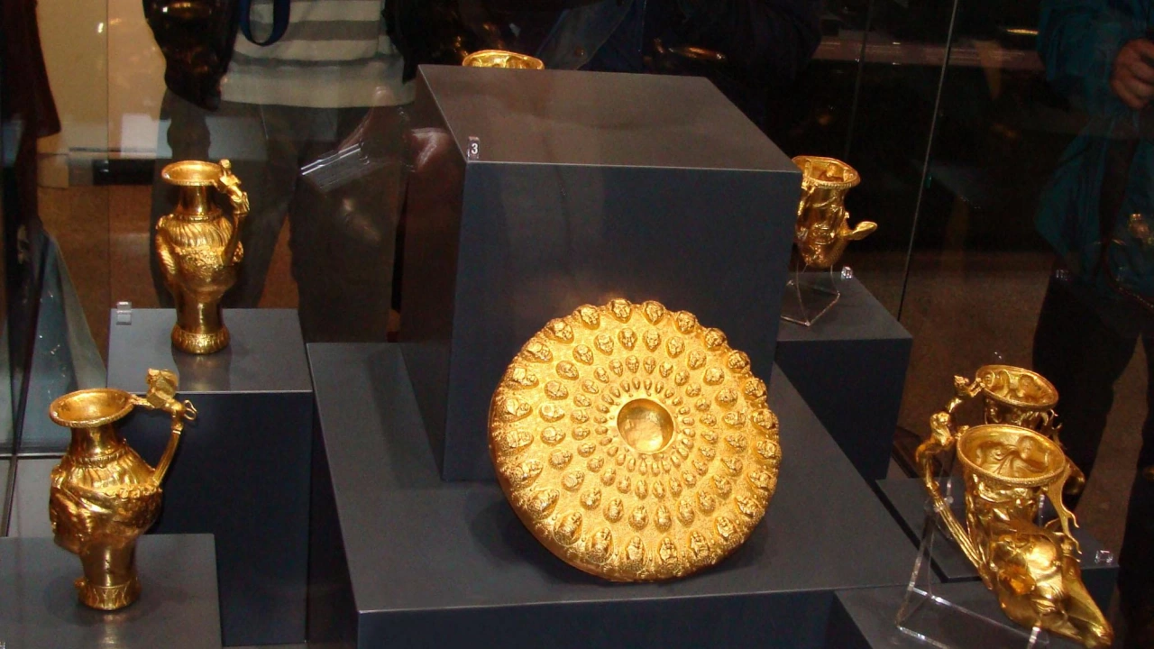 Панагюрското златно съкровище ще бъде включено в изложбата Лукс и