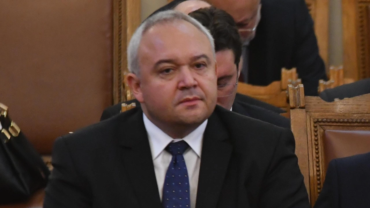 Народните представители ще изслушат министъра на вътрешните работи Иван ДемерджиевИван