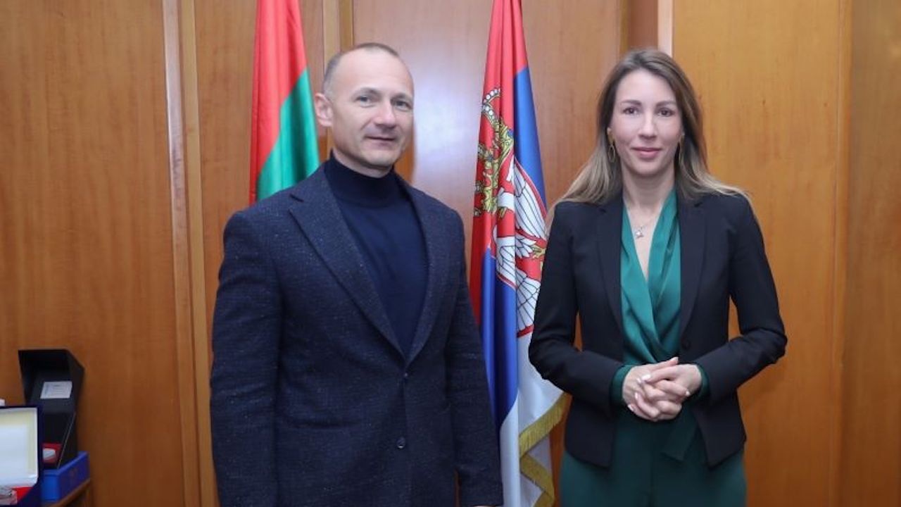В Белград министрите на енергетиката на България и Сърбия -