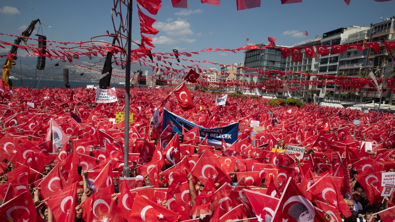 Огромен митинг на опозиционния алианс се състои в Анкара