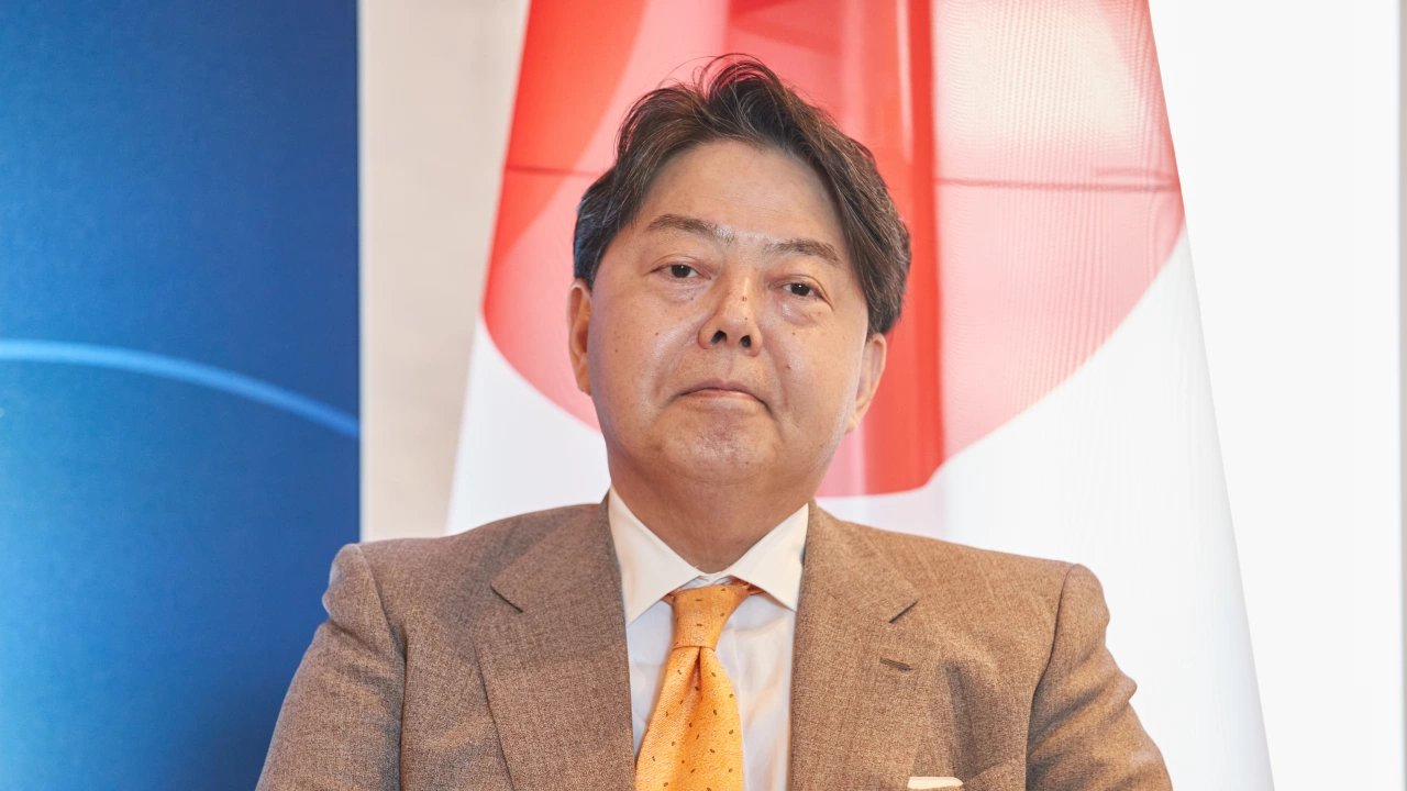 Японският външен министър Йошимаса Хаяши днес изрази загриженост относно руското