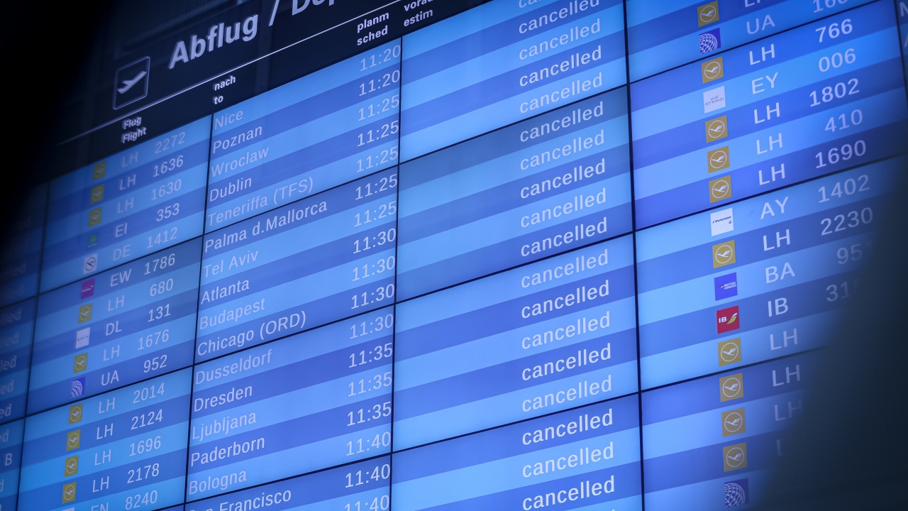 Авиокомпании призовават ЕК да ограничи негативния ефект от стачките в авиационния сектор