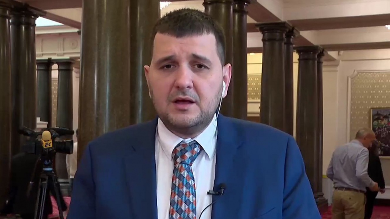 Йордан Иванов (ПП-ДБ): Искаме да няма „дела на трупчета”, които държат политици „на каишка”