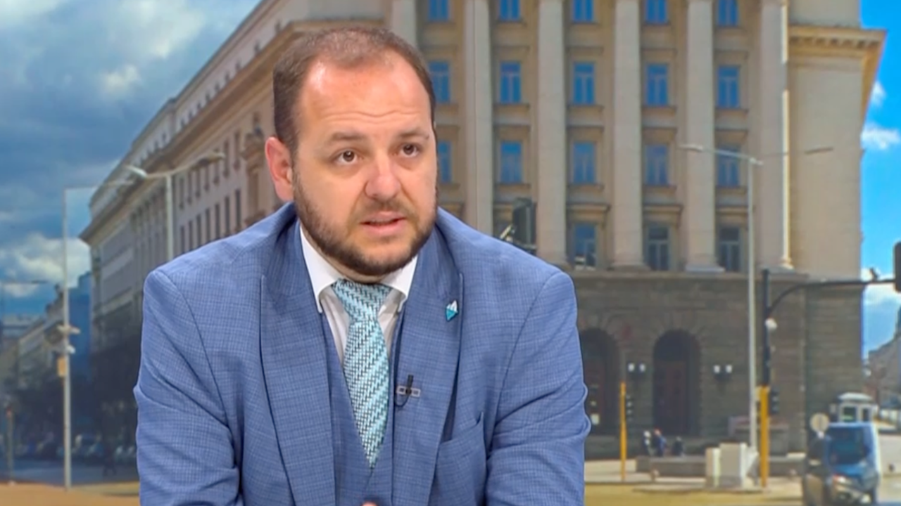 Борислав Сандов: Кабинет на ГЕРБ с програма на ПП-ДБ звучи нереално