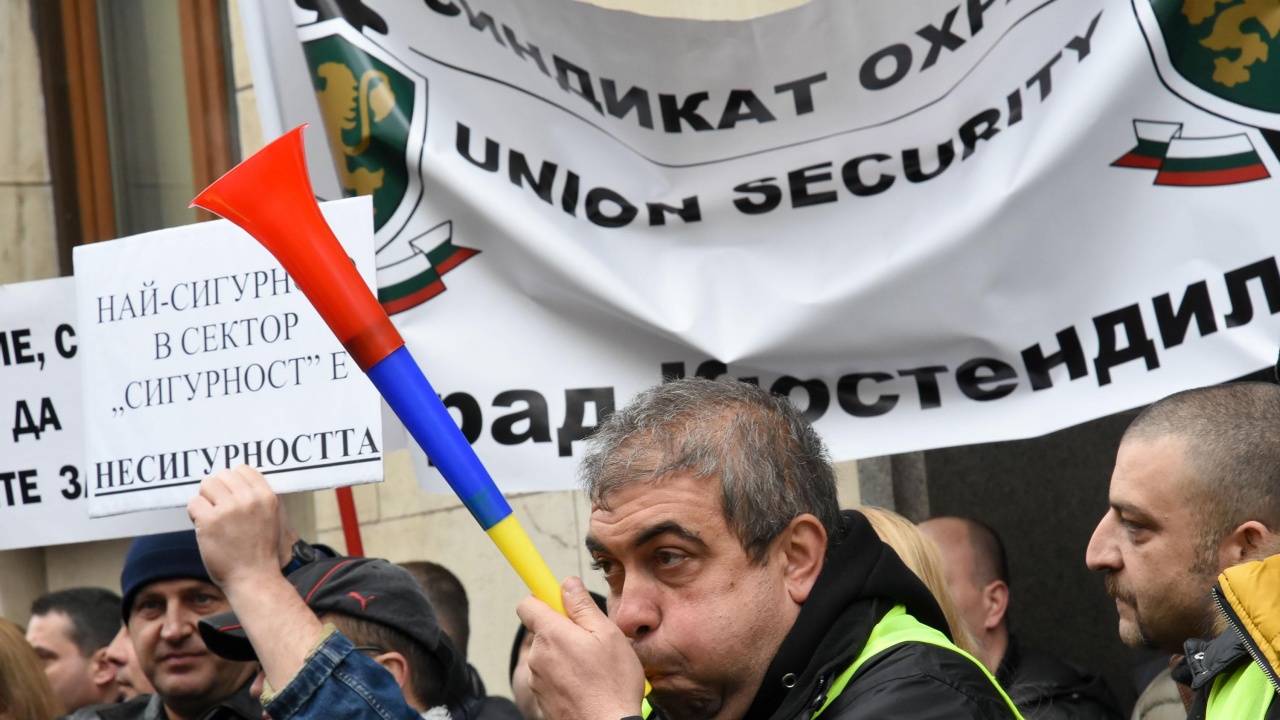 Синдикат на служителите в затворите в България (ССЗБ) обявява, че
