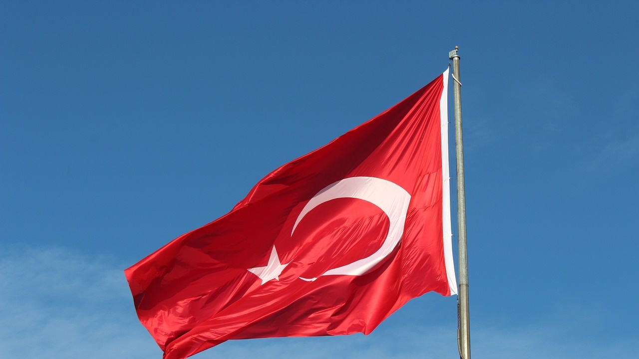 Днес 84-милионна Турция чества Деня за възпоменаване на Ататюрк и
