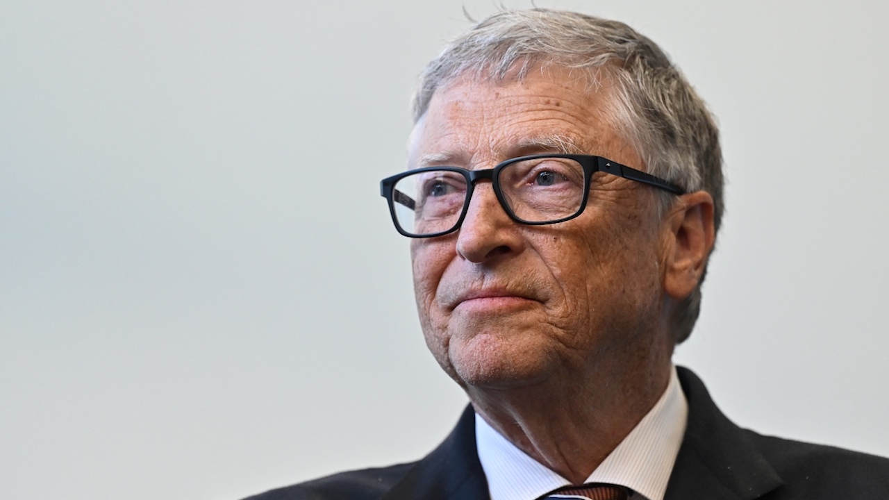 Бил Гейтс със зловещо предсказание за изкуствения интелект: Много скоро всичко ще се промени